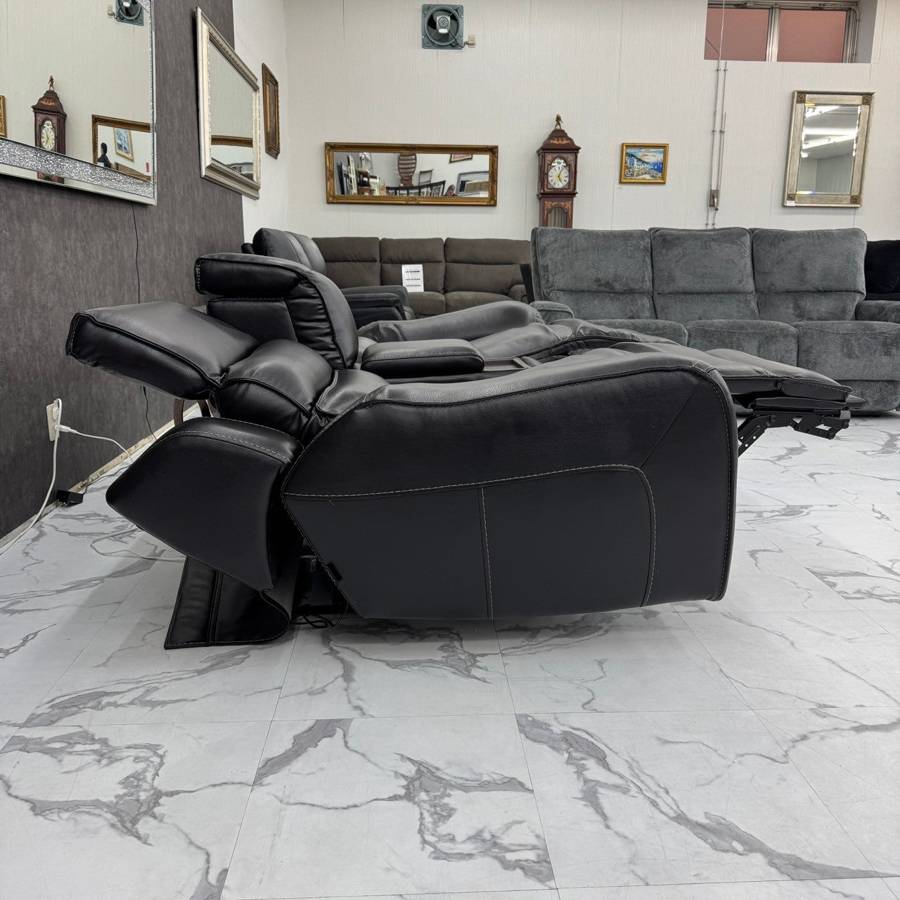 Genuine leather electric reclining sofa Zero Gravity Z1 2seat