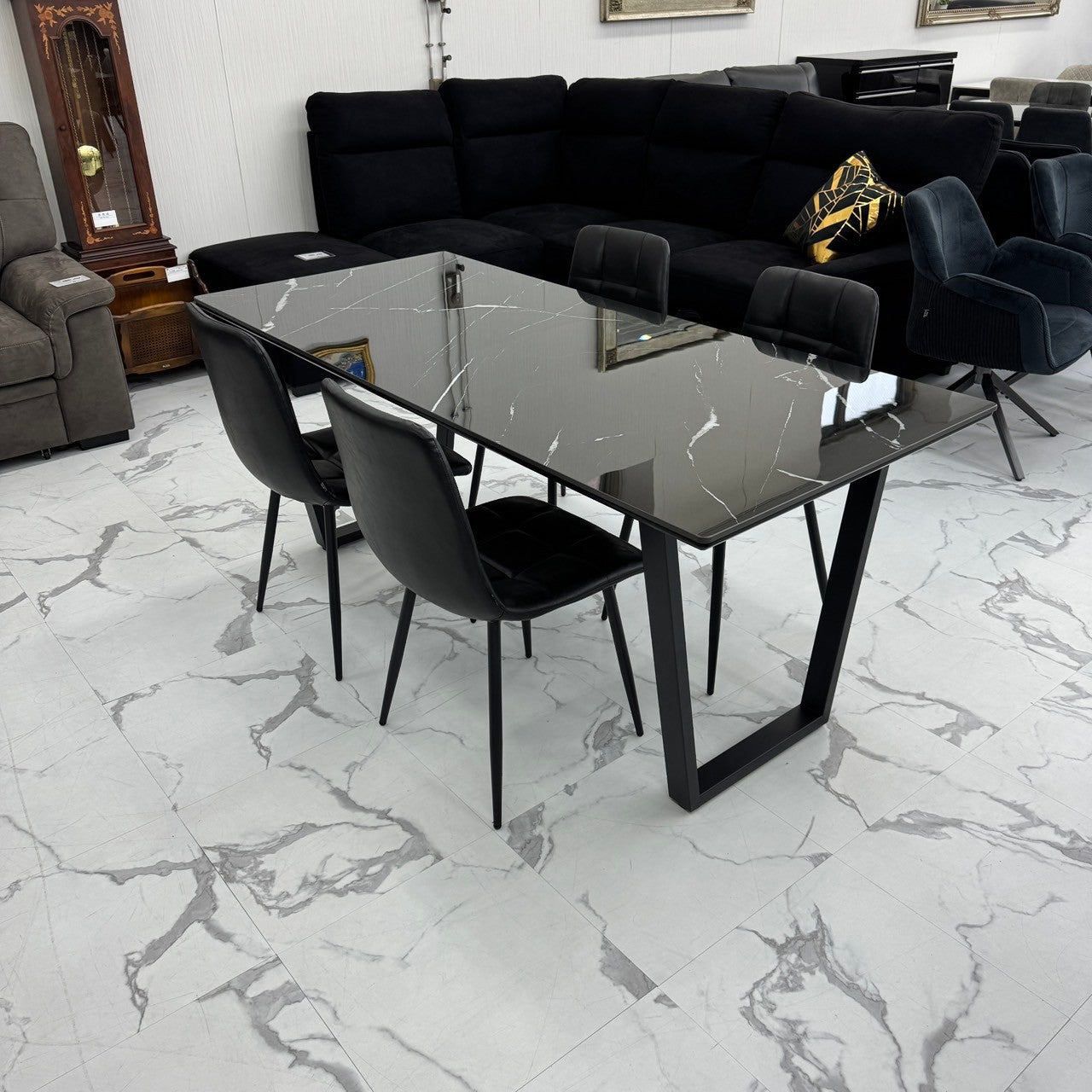 ダイニングテーブルセット4人掛け (MuranoⅢ 180 BK、PerlaⅡ)