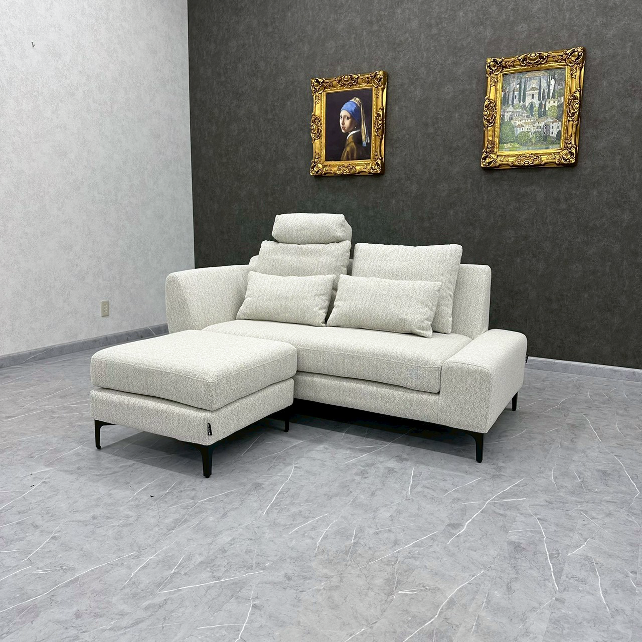 MoCa sofa bed with lift-up storage