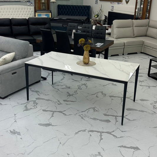 ダイニングテーブル Veneta 180 (ヴェネータ 180)