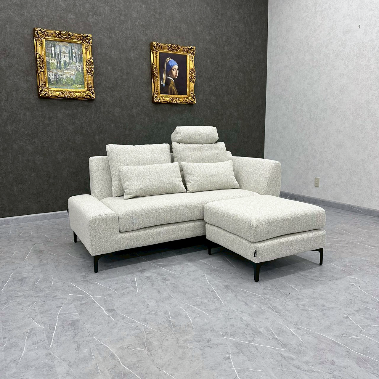 MoCa sofa bed with lift-up storage 