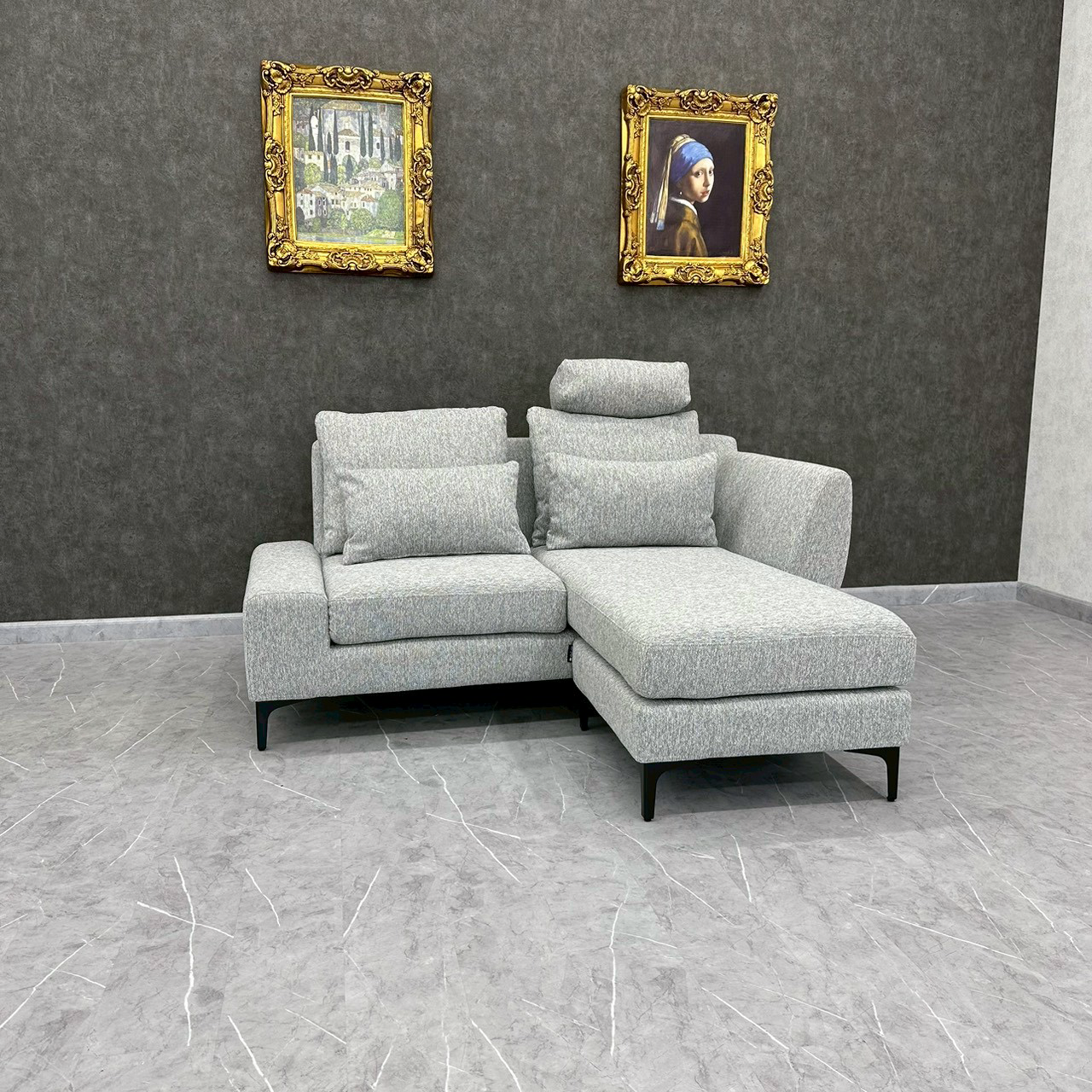 MoCa sofa bed with lift-up storage 